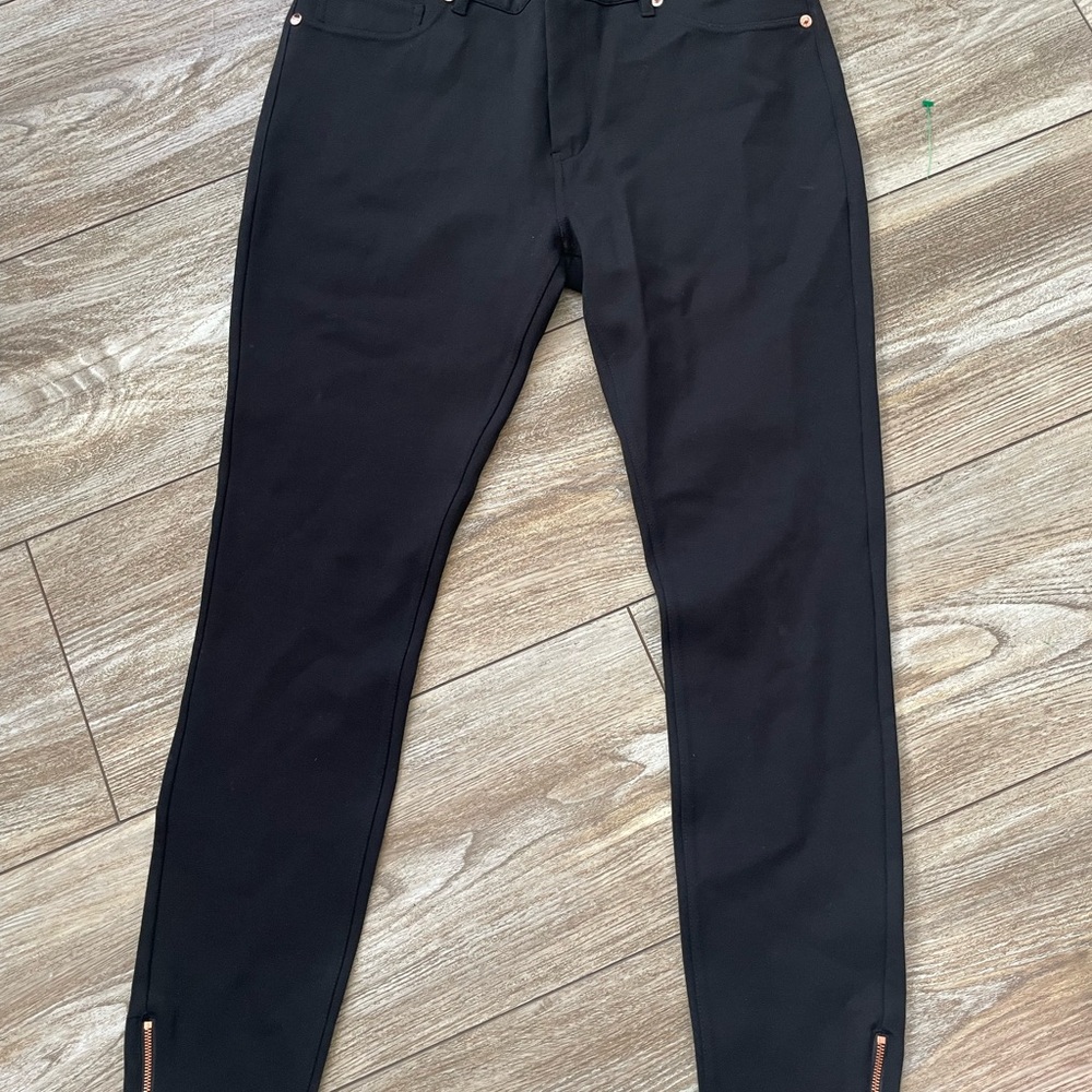 Ted Baker Black Skinny ponte pants